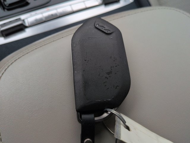 Used 2025 Kia Carnival SX Prestige FWD image 32
