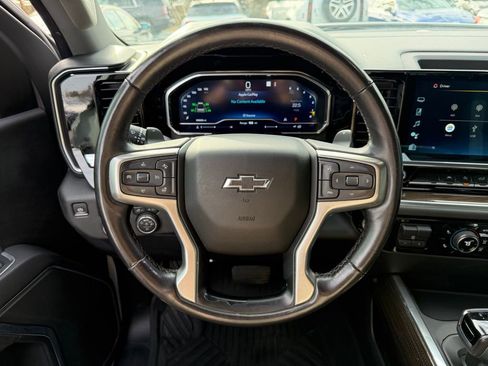 Used 2022 Chevrolet Silverado 1500 RST image 16