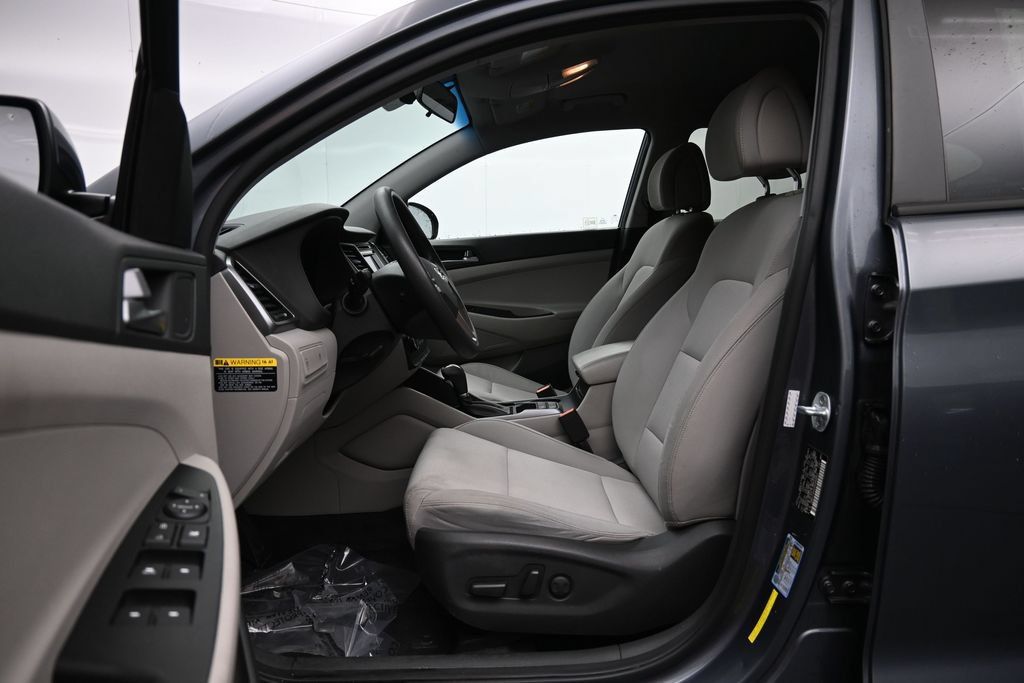 Used 2017 Hyundai Tucson SE w/ SE Popular Package 02 FWD image 22