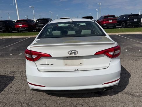 Used 2017 Hyundai Sonata SE image 4