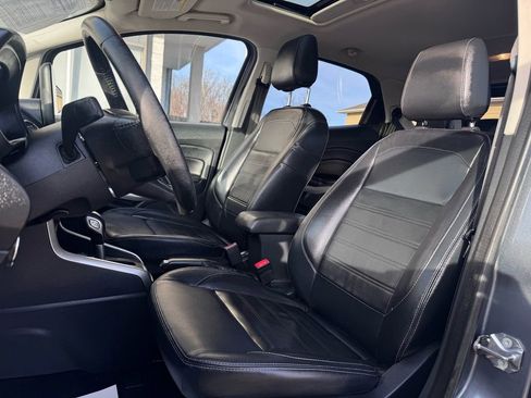 Used 2018 Ford EcoSport Titanium image 16