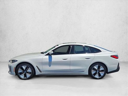 Used 2023 BMW i4 eDrive35 RWD image 9