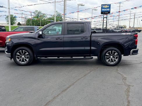 Used 2024 Chevrolet Silverado 1500 LT AWD/4WD image 8