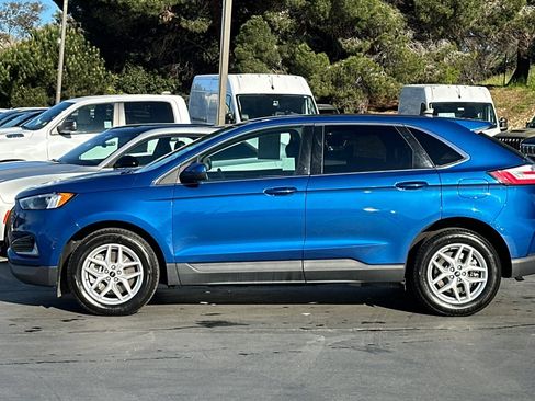 Used 2024 Ford Edge SEL AWD/4WD image 9