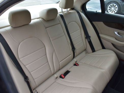 Used 2015 Mercedes-Benz C 300 Sedan image 23