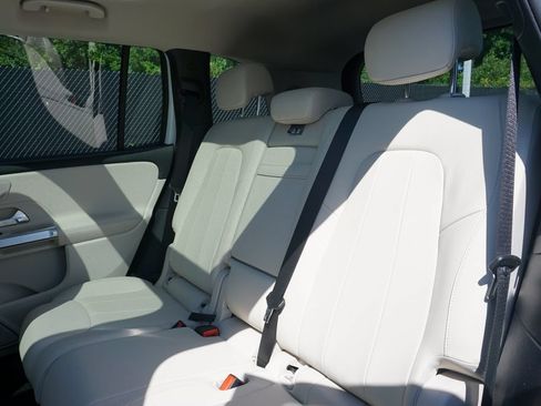Certified 2023 Mercedes-Benz GLB 250 image 14