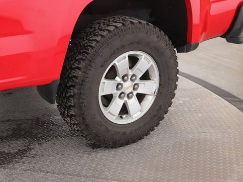 Used 2018 Chevrolet Colorado W/T w/ WT Convenience Package image 14