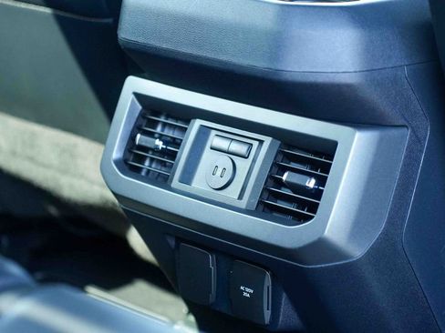 Used 2023 Ford F250 Lariat w/ Lariat Ultimate Package AWD/4WD image 20