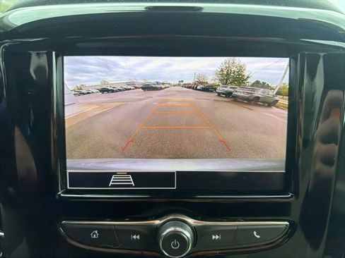 Used 2023 Chevrolet Traverse LS AWD/4WD image 28