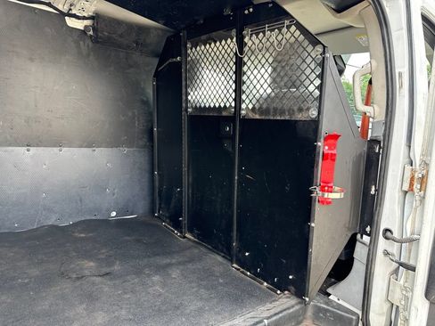 Used 2017 Ford Transit 250 148 Low Roof RWD image 14