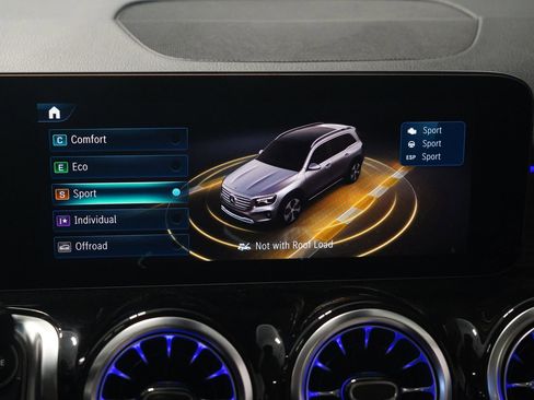 New 2026 Mercedes-Benz GLB 250 4MATIC image 25