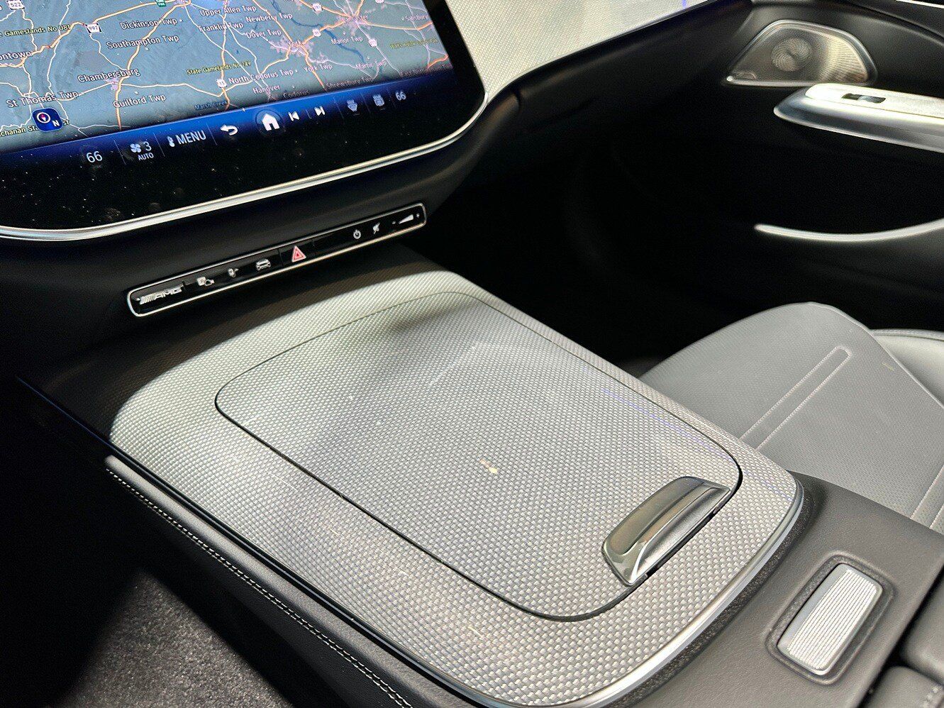Certified 2025 Mercedes-Benz E 53 AMG e 4MATIC Sedan image 27
