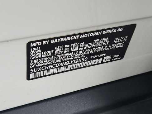 Used 2022 BMW X5 xDrive40i w/ Parking Assistance Package AWD/4WD image 28