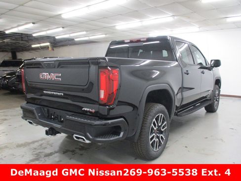 New 2026 GMC Sierra 1500 AT4 w/ AT4 Premium Package image 9