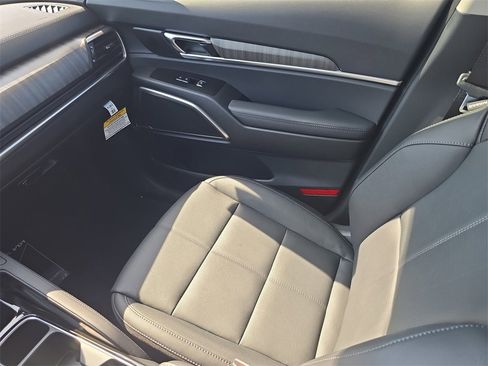 New 2025 Kia Telluride EX image 18