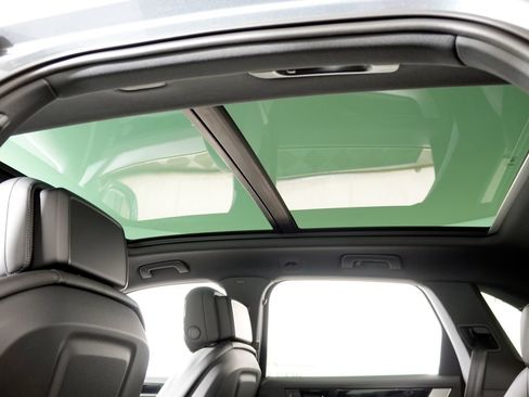 New 2026 Porsche Cayenne AWD/4WD image 18