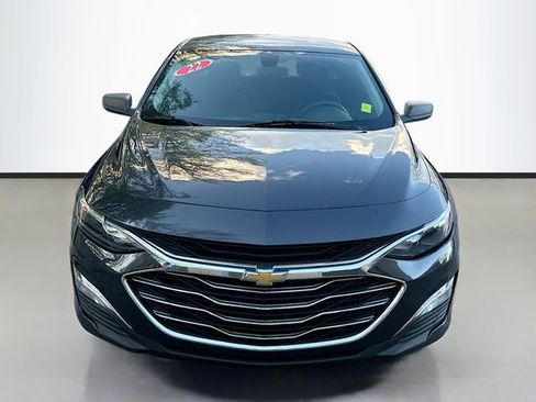 Used 2022 Chevrolet Malibu LS FWD image 4