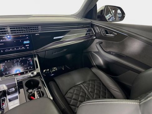 Used 2023 Audi SQ8 Prestige w/ Prestige Package image 26