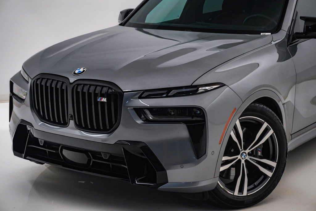 Used 2024 BMW X7 M60i w/ Executive Package AWD/4WD image 4