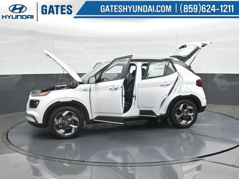 New 2025 Hyundai Venue Limited image 57