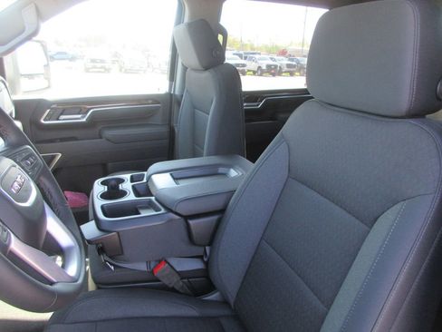 New 2026 GMC Sierra 2500 SLE w/ SLE Value Package; image 12