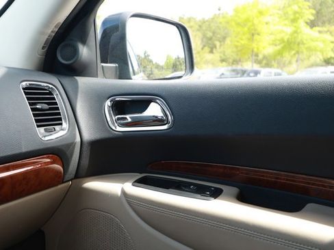 Used 2015 Dodge Durango Limited w/ Nav & Power Liftgate Group image 26