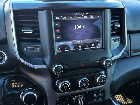 Used 2021 RAM 1500 Big Horn image 23