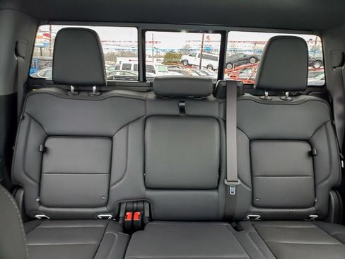 Used 2025 GMC Sierra 3500 Denali w/ Denali Reserve Package AWD/4WD image 47