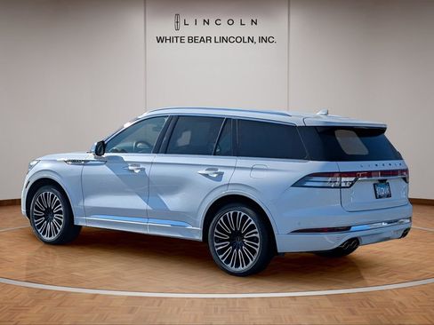 Used 2020 Lincoln Aviator Black Label w/ Dynamic Handling Package image 7