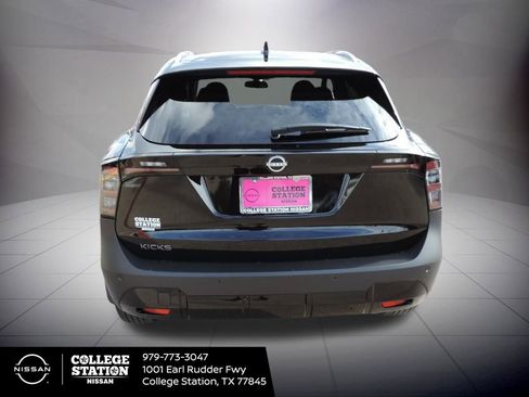 New 2026 Nissan Kicks SV image 5