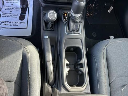 New 2025 Jeep Gladiator Sport image 20