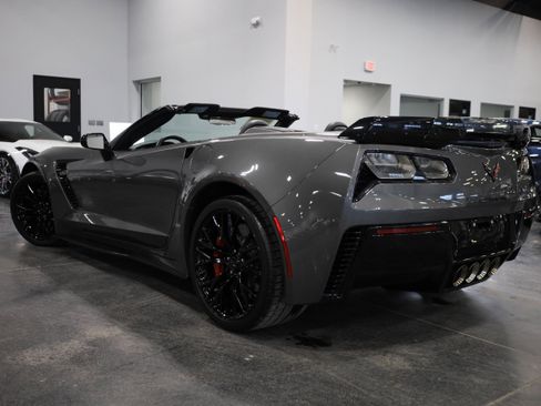 Used 2016 Chevrolet Corvette Z06 w/ 3LZ Preferred Equipment Group image 4