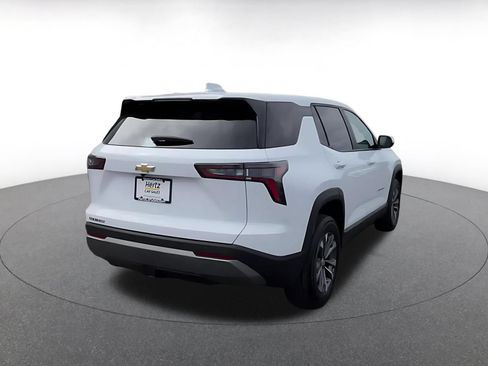 Used 2025 Chevrolet Equinox LT FWD image 13