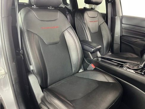 Used 2024 Jeep Compass Trailhawk image 42