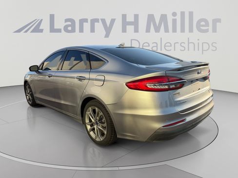 Used 2020 Ford Fusion Titanium FWD image 3