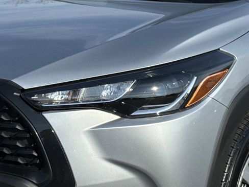 Used 2022 Toyota Corolla Cross L image 28