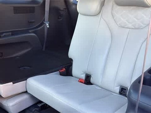 Used 2022 Hyundai Palisade Calligraphy w/ Cargo Package image 30