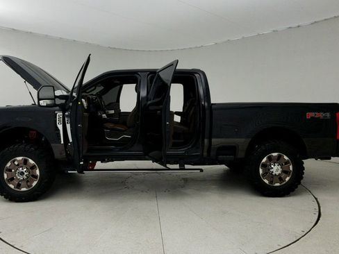 Used 2024 Ford F250 King Ranch AWD/4WD image 11