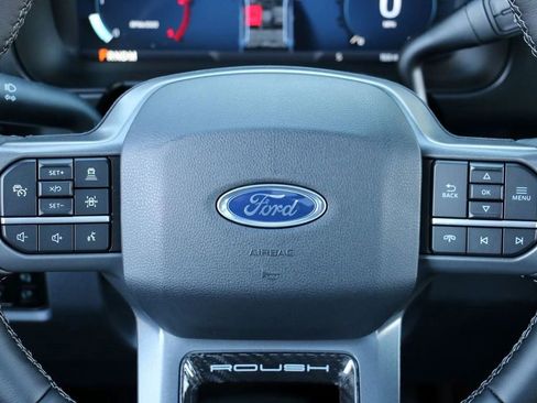 New 2026 Ford F250 Lariat w/ Black Appearance Package image 28