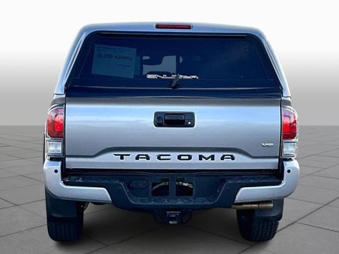 Certified 2020 Toyota Tacoma TRD Off-Road image 4