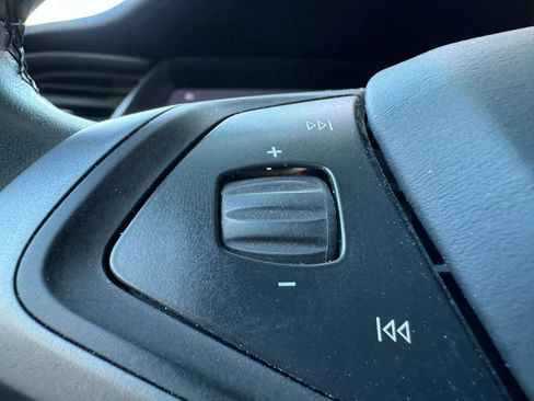 Used 2018 Tesla Model X 75D AWD/4WD image 19
