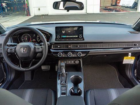 New 2026 Honda Civic Sport image 18