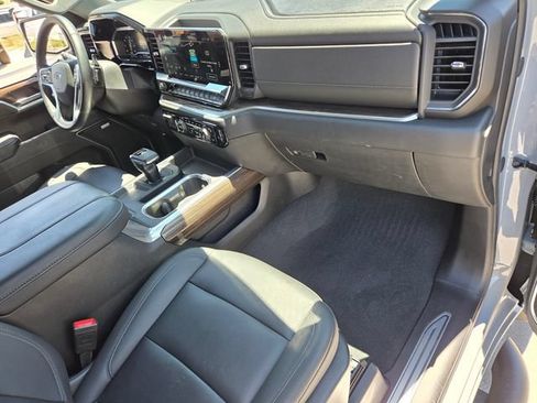 Certified 2024 Chevrolet Silverado 1500 RST w/ Convenience Package II AWD/4WD image 16