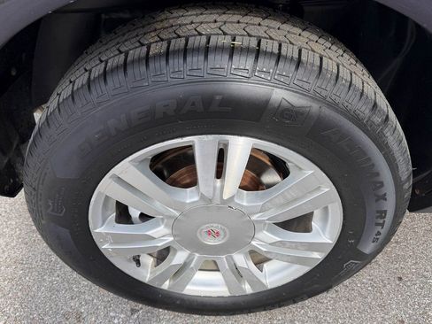 Used 2014 Cadillac SRX Luxury image 43