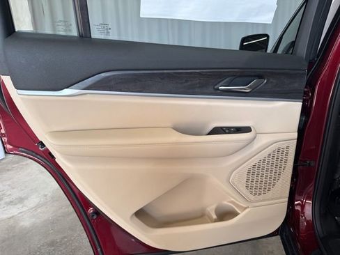 New 2025 Jeep Grand Cherokee L Limited w/ Trailer Tow Package image 36