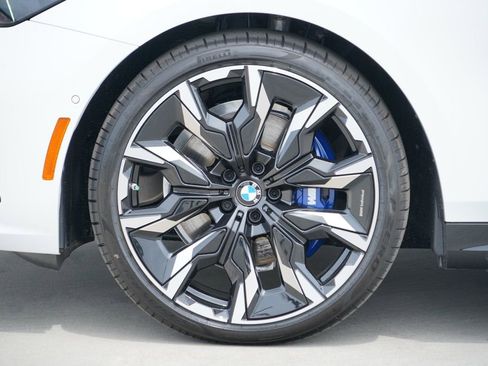 New 2026 BMW 530i w/ Executive Package image 5