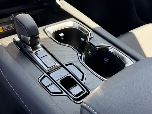 New 2026 Lexus RX 350h AWD/4WD image 21