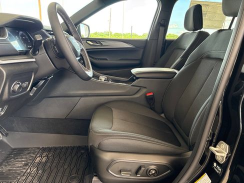 New 2026 Jeep Grand Cherokee L Laredo RWD image 13