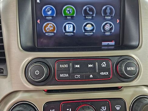Used 2015 GMC Yukon XL Denali w/ Touring Package RWD image 27
