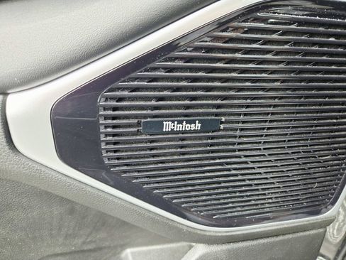 Used 2024 Jeep Wagoneer Series III w/ Premium Group I AWD/4WD image 43